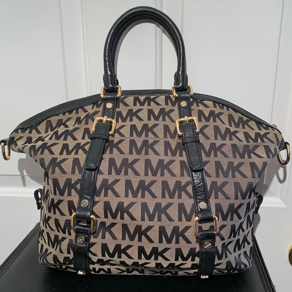 Michael Kors Authentic Small Duffle Ginger - Picture 3 of 7